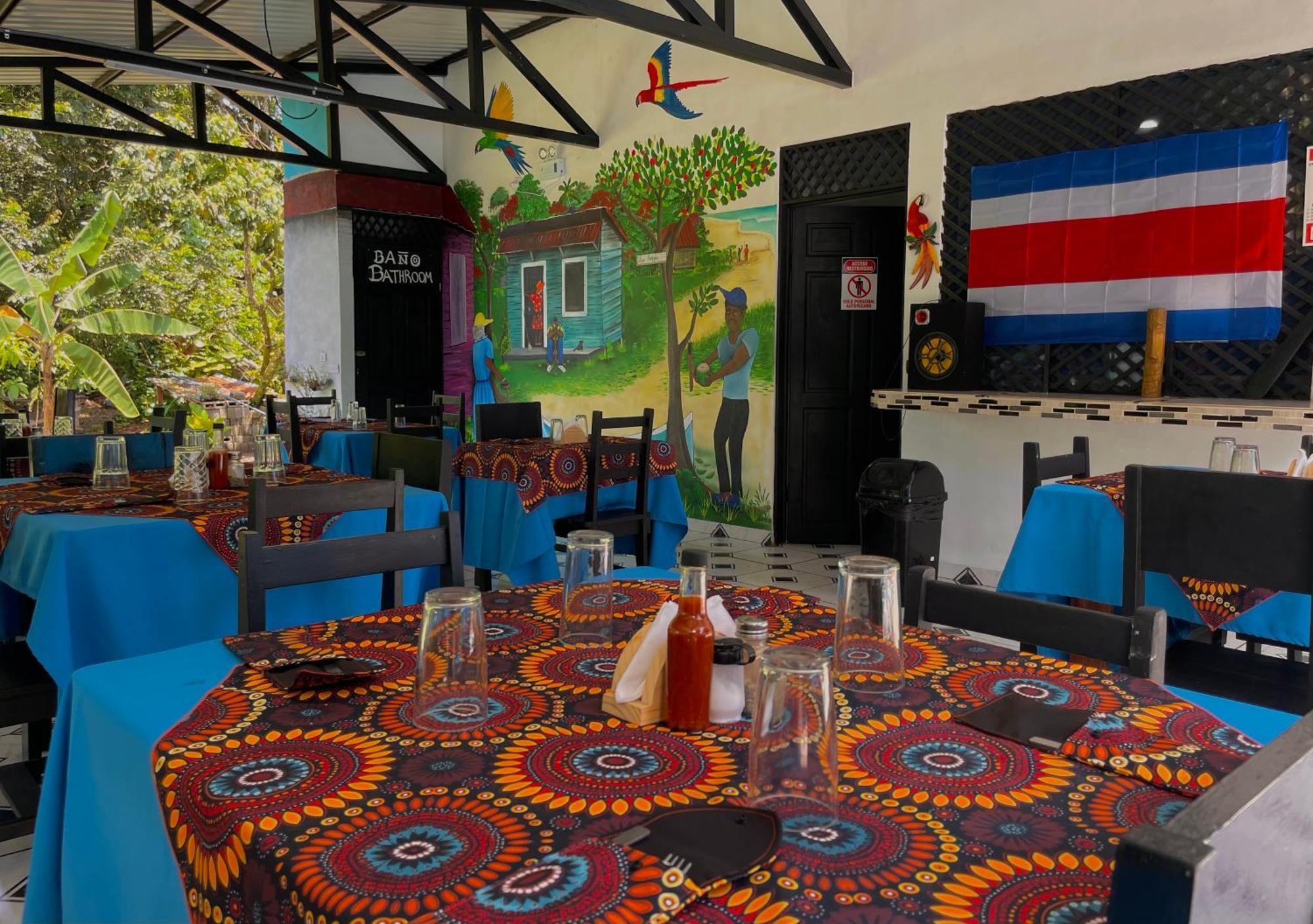 Carey Lodging Tortuguero Exterior photo