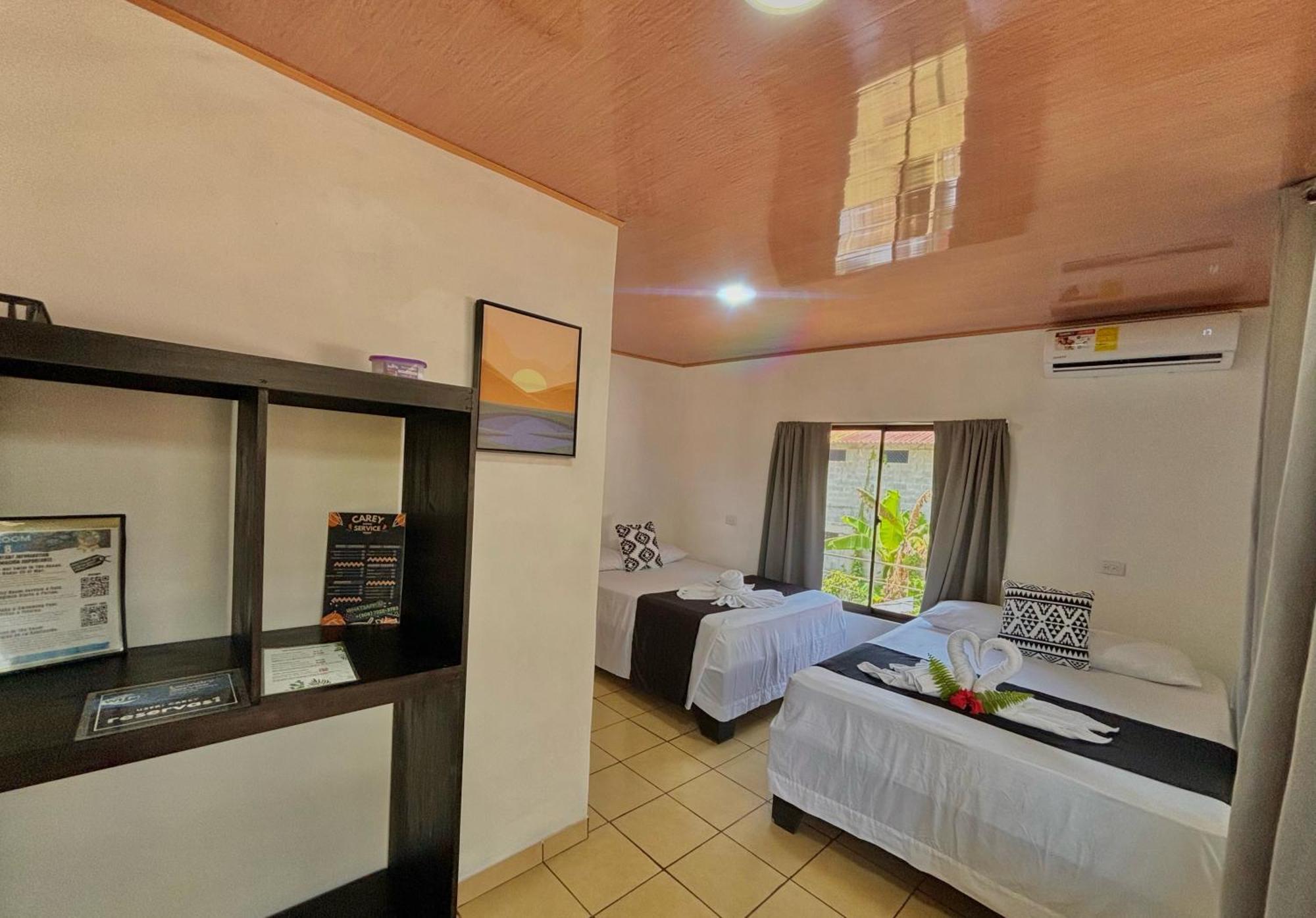 Carey Lodging Tortuguero Room photo